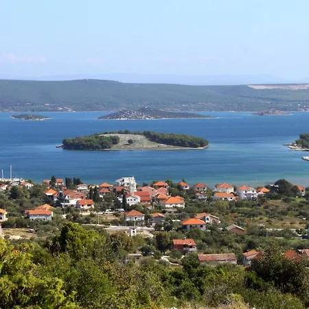 Apartament Mrljane 327b